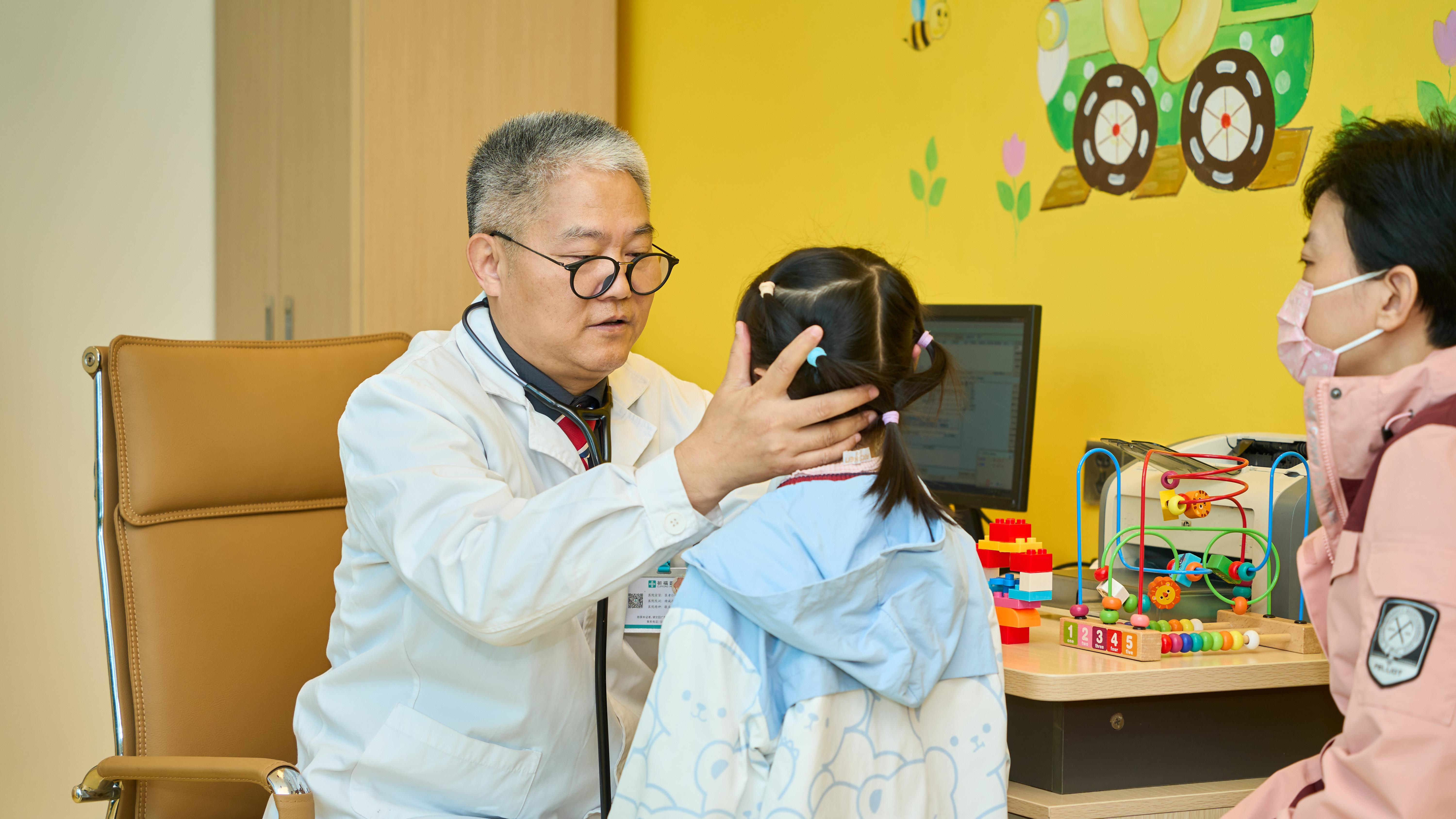 1岁宝宝突然发烧，元凶竟是餐桌上的Ta
