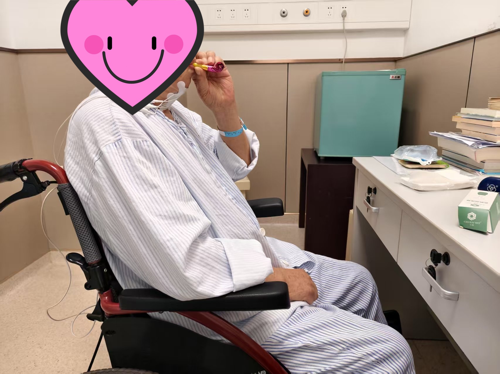 87岁脑梗后只能躺平？看这位“人类高质量”爷爷的硬核操作