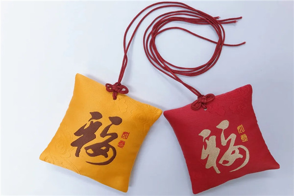 爆款热售！中药防蚊驱虫香囊，孕妇儿童安心使用