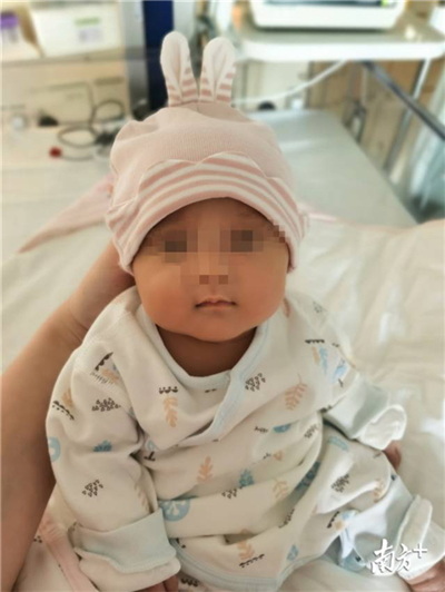 【信息时报】不足2斤早产儿疫情里连闯“生死关”