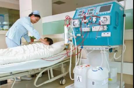 血液透析给尿毒症患者带来哪些好处？