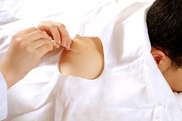 【精华帖】十问十答，“神奇武器”小针刀如何快速治疗疼痛？