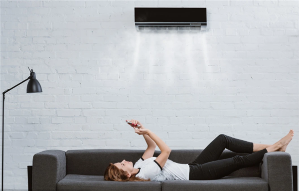 吹空调险丧命不是吓你的 专家：出现这4种症状，要当心了