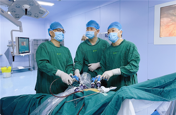 【家庭医生在线】5个“钥匙孔”“取”出腹中巨大脾